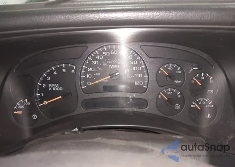 2005 Chevrolet Silverado 2500Hd из США, поврежденный, VIN 1GCHK23UX5F822591